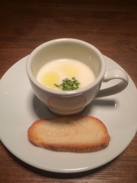 冷製じゃがいもスープ